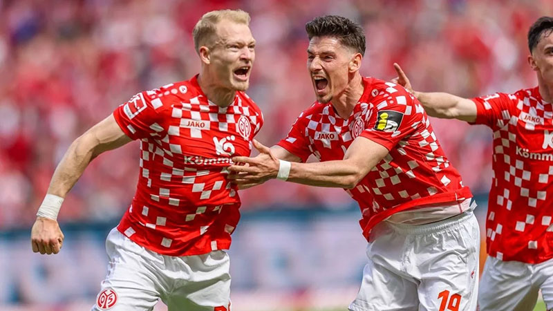 Phong độ thi đấu cả hai đội đang cực kỳ hưng phấn