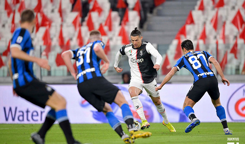 Chiến thuật thi đấu và đội hình cầu thủ ra sân