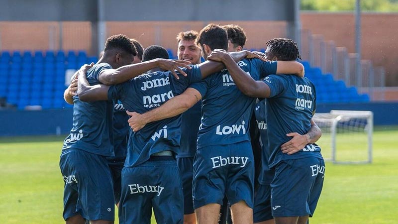 Chiến thuật đội hình thi đấu